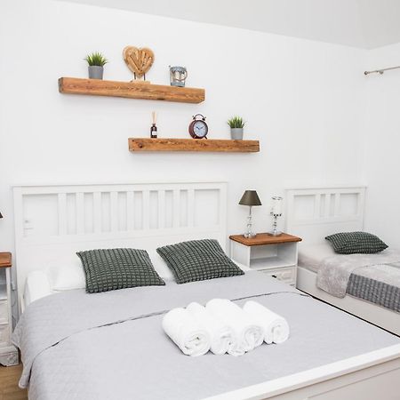 Apartmany Ellie Znojmo Bagian luar foto