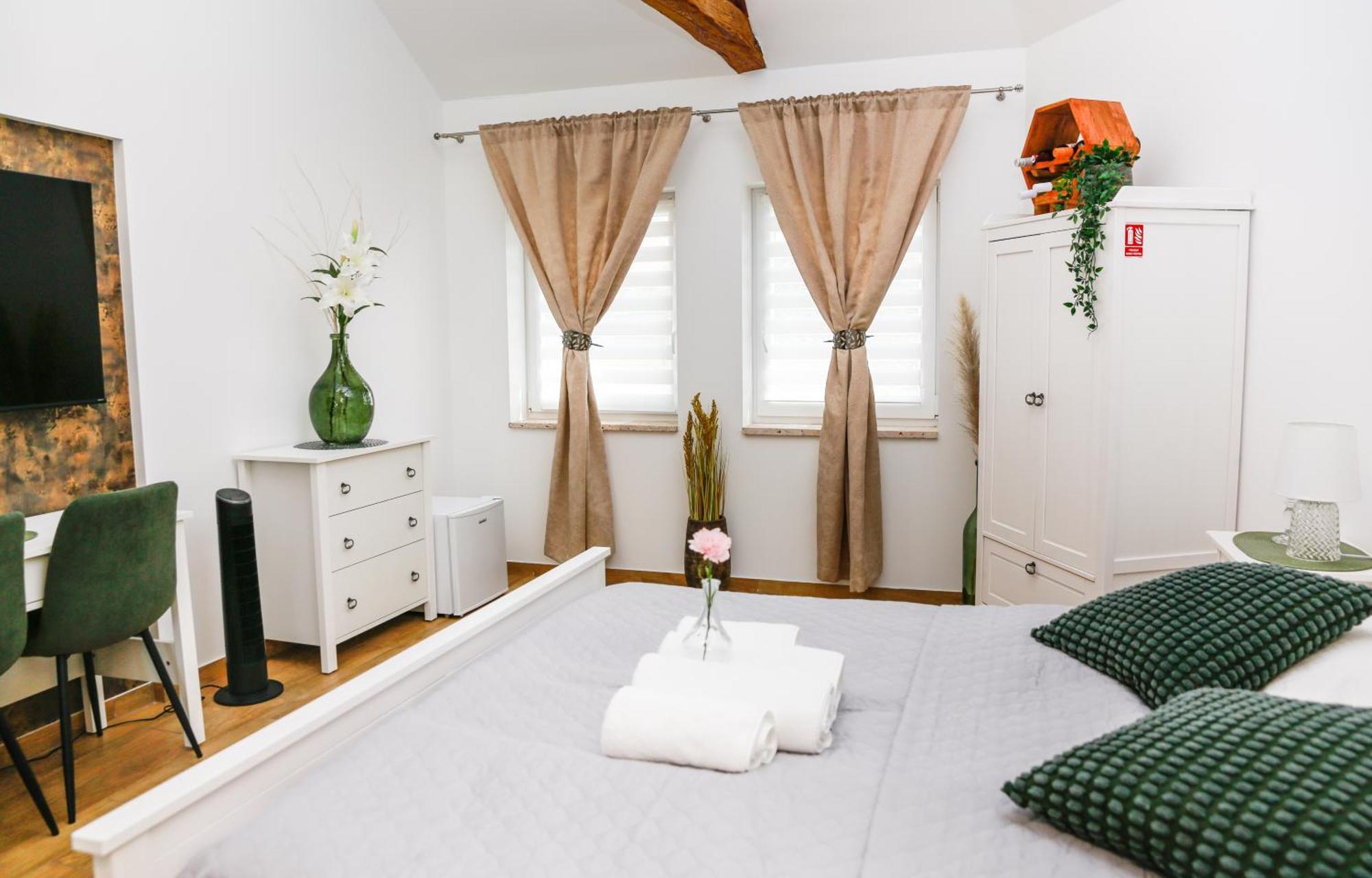 Apartmany Ellie Znojmo Bagian luar foto